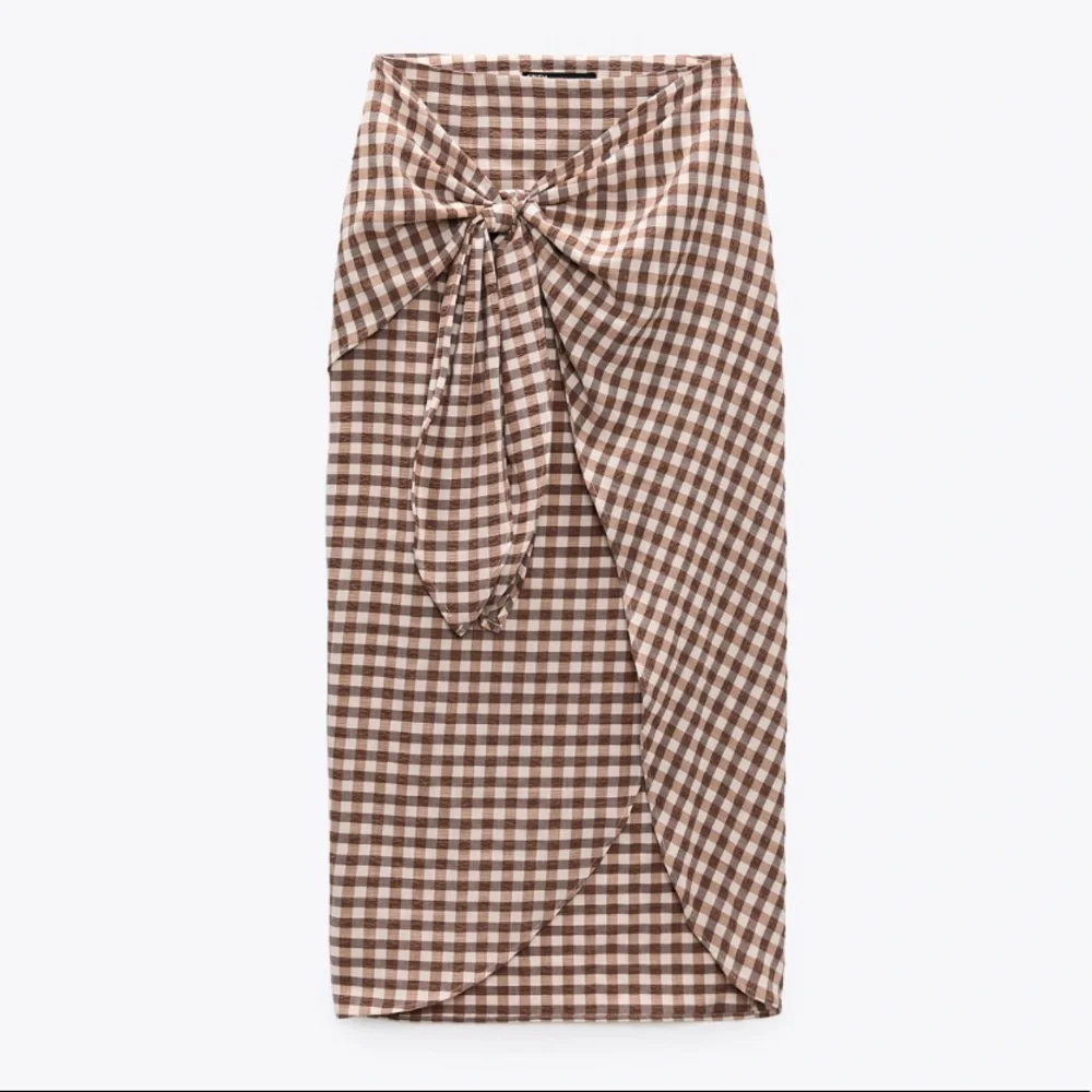 Zara Wrap Skirt - Picture 12 of 16